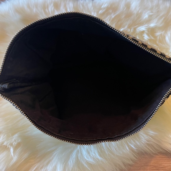 Levi’s Black and White Cotton Bag - Picture 3 of 7